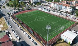 Denizli Büyükşehir Belediyesi Kınıklı ve İlbade Spor Tesislerini FIFA Standartlarında Yeniledi
