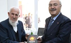 Vali Köşger'den Anlamlı Benzetme: "İslam, Okyanus Gibidir"