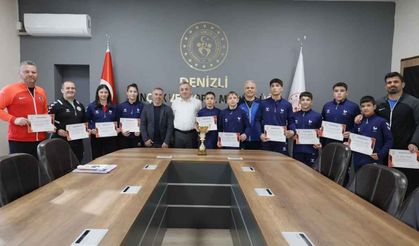 Denizlili güreşçiler 9 madalyayla döndü