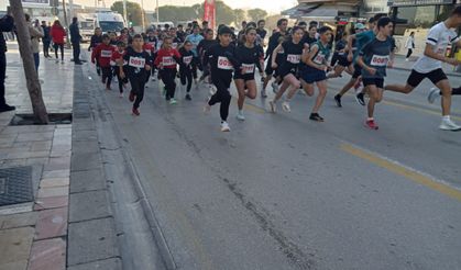 Denizli'de Atatürk Yol Koşusu çekişmeye sahne oldu