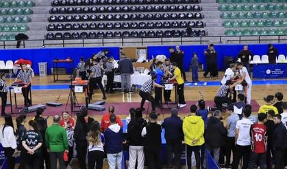 Bilek Güreşi Grup Şampiyonası heyecanı Denizli'de yaşandı