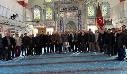 Buldan Akçalar Camisinde mukabele geleneği hatim duasıyla taçlandı