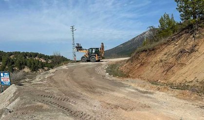 Çameli Belediyesi’nden Aralıksız Yol Çalışması