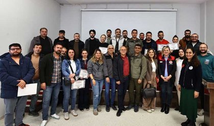 Denizli Büyükşehir’den Pet Shoplara eğitim desteği