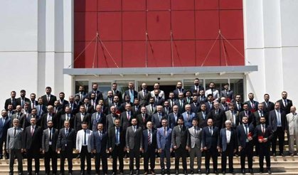 Denizli Valisi Köşger, Dini Yüksek İhtisas Eğitimi 3. Dönem Mezuniyet Programı’na katıldı