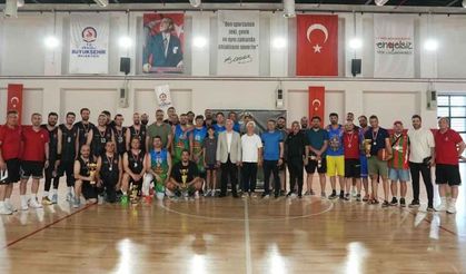 Denizli Büyükşehir Master Cup +35’te kupalar sahiplerini buldu