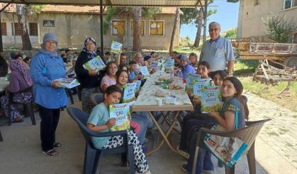 Hayırsever Hüdaverdi Akbeyik Çocuklara "Milli Mücadele" Kitabı Hediye Etti