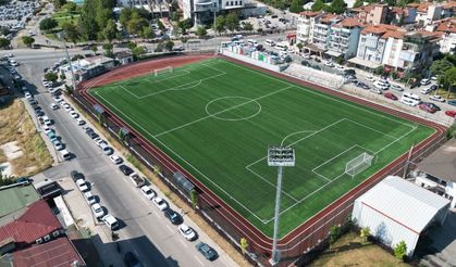 Denizli Büyükşehir Belediyesi Kınıklı ve İlbade Spor Tesislerini FIFA Standartlarında Yeniledi