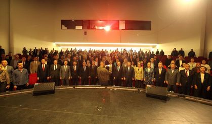 7. Merhamet ve Emek Ödülleri Ankara’da Düzenlendi: 28 Siyasi Parti ve STK’lar Aynı Sahnede