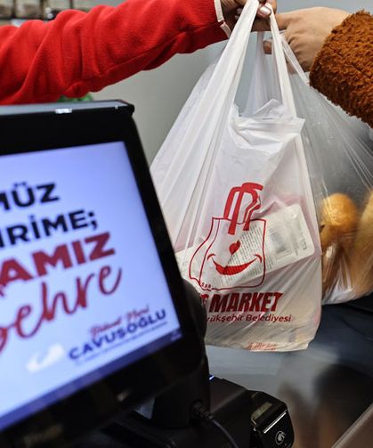 Kent Market 1 yaşında