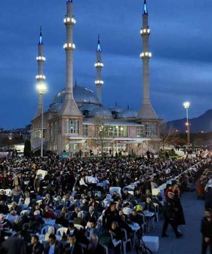 Merkezefendi Belediyesi’nin İlk İftarı Karahasanlı Mahallesi’nde