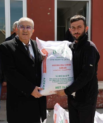 Çameli’de Çiftçilere Nohut Tohumu Desteği