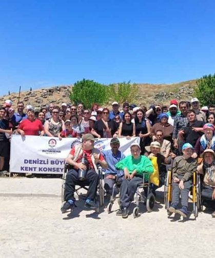 Acıpayam’ın “kanatsız melekleri” Pamukkale’de unutulmaz bir gün yaşadı!