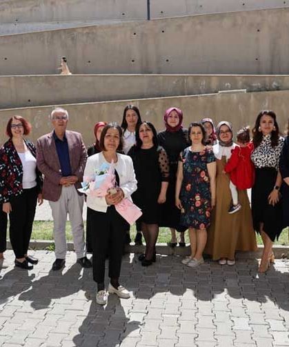 Çameli’de Anneler Günü’nde Güllü Öğretmene Ziyaret