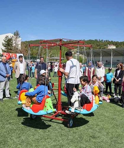 Çameli'nde 'Cittaslow Çocuk Şenliği' renkli görüntülere sahne oldu