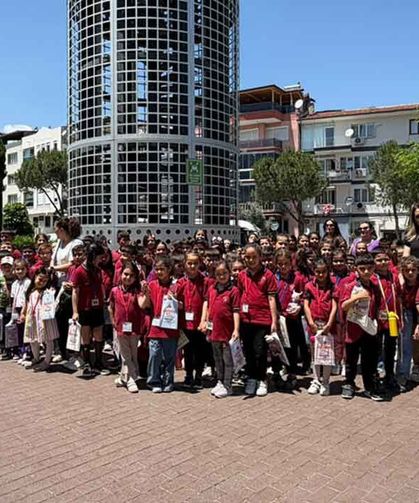 Denizli'de Çocukların yüzünü güldüren proje, Sinema, yemek ve kitap bir arada