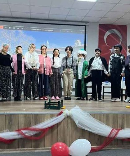 Denizli'nin 4 İlçesinde İmam Hatip Ortaokulları İçin Yabancı Dil Festivali Başladı