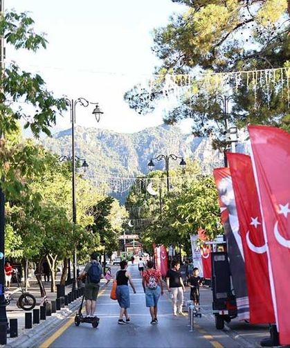 Çamlık Bulvarı’nda Pazar Keyfi