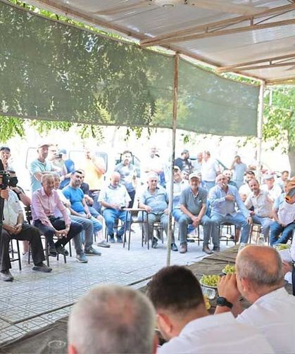 Başkan Çavuşoğlu Buldan’da, Üzüm Üreticileriyle Buluştu