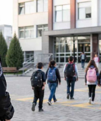 Okullarda Güvenlik Alarmı! 81 İlde 30 Bin Güvenlik Personeli Alınacak
