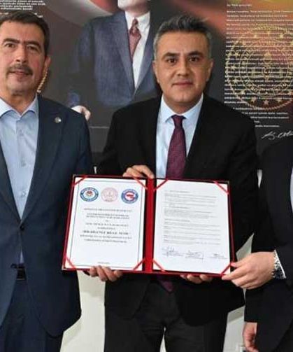 Denizli’de Gençler İçin Anlamlı Protokol, "Bir Bilen ile Bilge Nesil" Projesi Başlıyor!