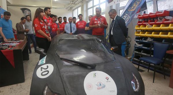 PAÜ'nün 'Alatay'ı Elektrikli Araç Yarışlarından İki Ödülle Döndü