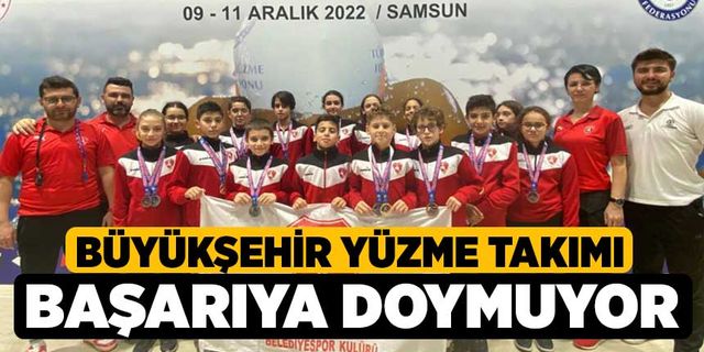 Denizli Büyükşehir Belediyespor yüzme takımı başarıya doymuyor