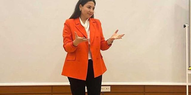 Denizlili iletişimci Şit, üniversite öğrencileri ile bir araya geldi