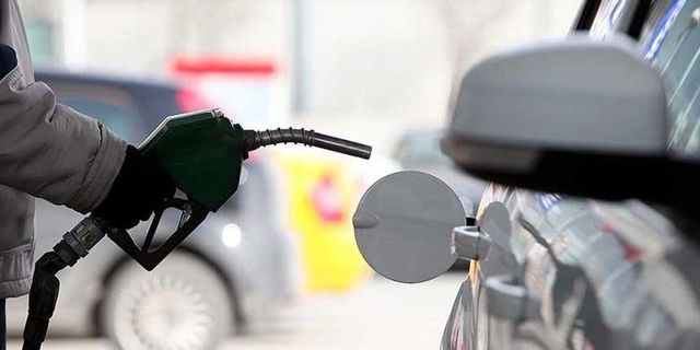 Bu gece yarısından itibaren motorine indirim gelmesi bekleniyor
