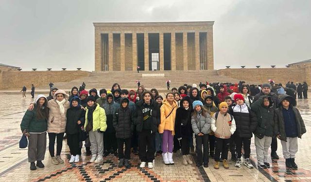 Denizli Çözüm Koleji Öğrencileri Anıtkabir’i Ziyaret Etti