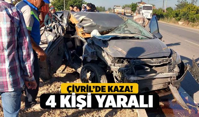 Denizli’de Otomobil ile Traktör Çarpıştı; 4 Yaralı