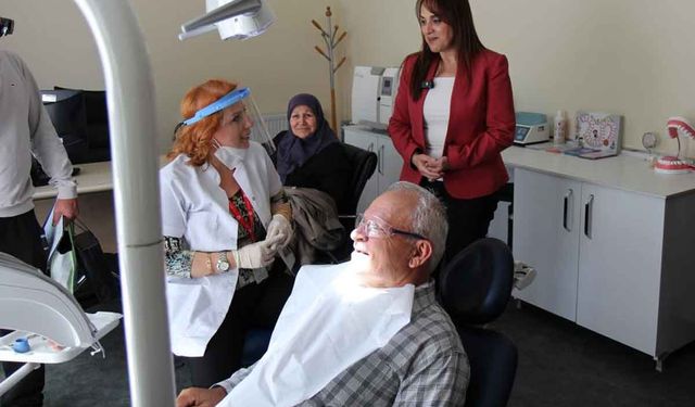 Denizli'de sağlıklı yaşam için ilk ders verildi