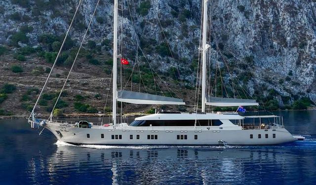 Lüks Yat Kiralama: Ege ve Akdeniz’in En İyi Tatil Seçeneği