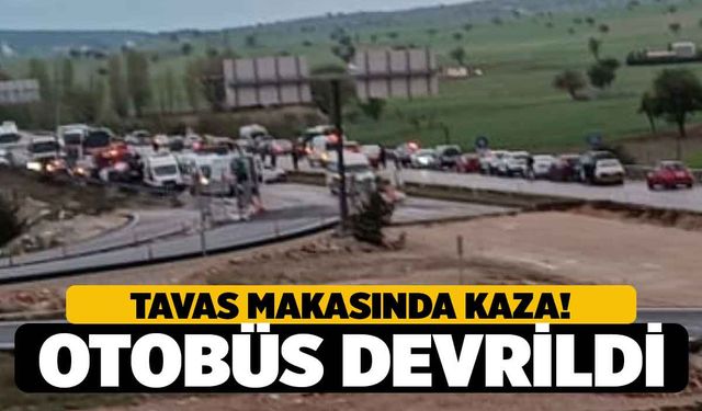 Denizli'de Tavas Makasında Kaza, Yolcu Otobüsü Devrildi