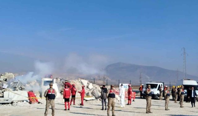 Denizli'de 5.6 büyüklüğünde deprem senaryosu tatbikatı