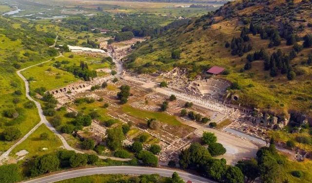 Batı Anadolu’nun iki öncü antik kenti Denizli’ye emanet