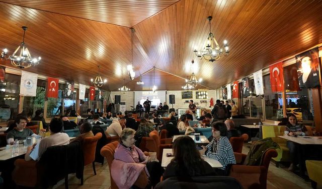 Pamukkale’de Müzik Molası Zamanı, İlk Gecede Coşku Dolu Başlangıç