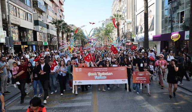 Uluslararası Çocuk Tiyatro Festivali, Merkezefendi’ye Prestijli Ödül Getirdi