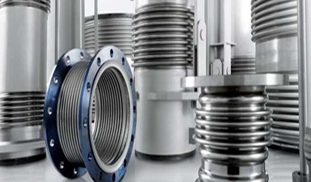 Endüstriyel Boru Hatlarının Sigortası: VANOX Kompansatör Sistemleri ile Kesintisiz Üretim