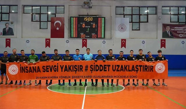 Tavas'ta mahalleler kozlarını sahada paylaştı