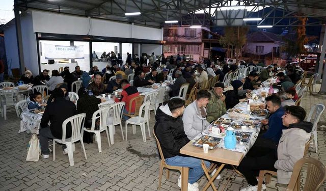 Çameli Belediyesi gönülleri iftar sofrasında buluşturmaya devam ediyor