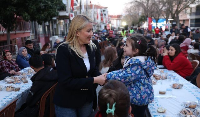 Merkezefendi Belediyesi Akkonak Mahallesi’nde İftar Sofrası Kurdu