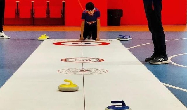 Floor curling fırtınası Denizli’de esecek