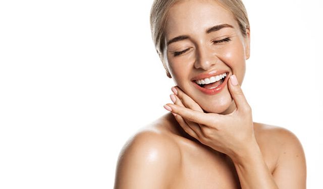 Hollywood Smile nasıl bir estetik dönüşüm sağlar?
