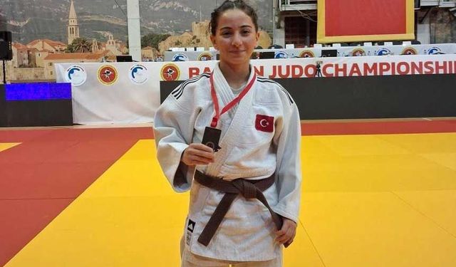 Denizli’nin gururu Şirin, Balkan üçüncüsü oldu