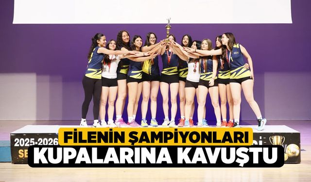 Filenin şampiyonları kupalarına kavuştu