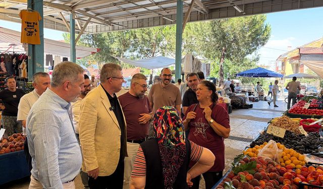 AK Parti Denizli İl Başkanı Subaşıoğlu’ndan Kayıhan Pazaryeri Çıkarması: Esnaf ve Vatandaş Dinlendi