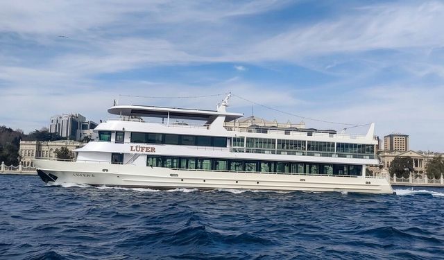 İstanbul Boğazı’nda Akşamdan Özel Davetlere Uzanan Deniz Deneyimi
