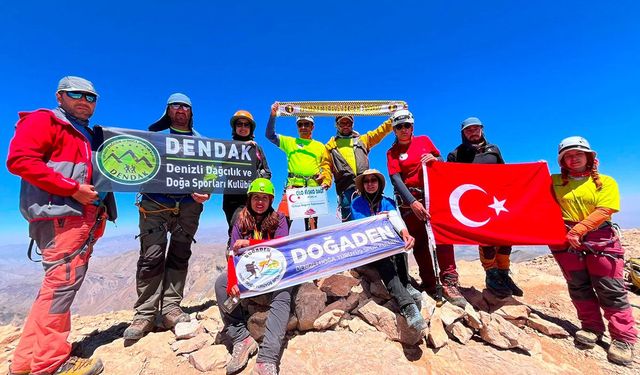 Denizlili Dağcılar Hakkâri’de Zirve Yaptı