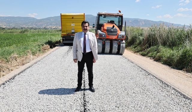 Pamukkale’de Yeni Araçlarla Asfalt Devrimi